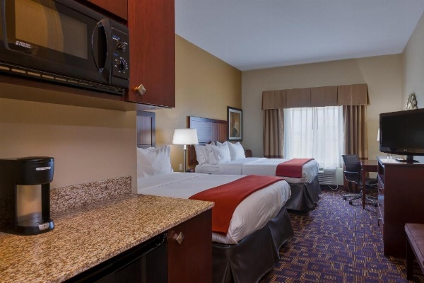 Holiday Inn Express Hotel & Suites Salina image 21