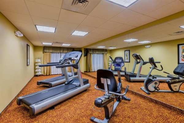 Holiday Inn Express Hotel & Suites Salina image 23